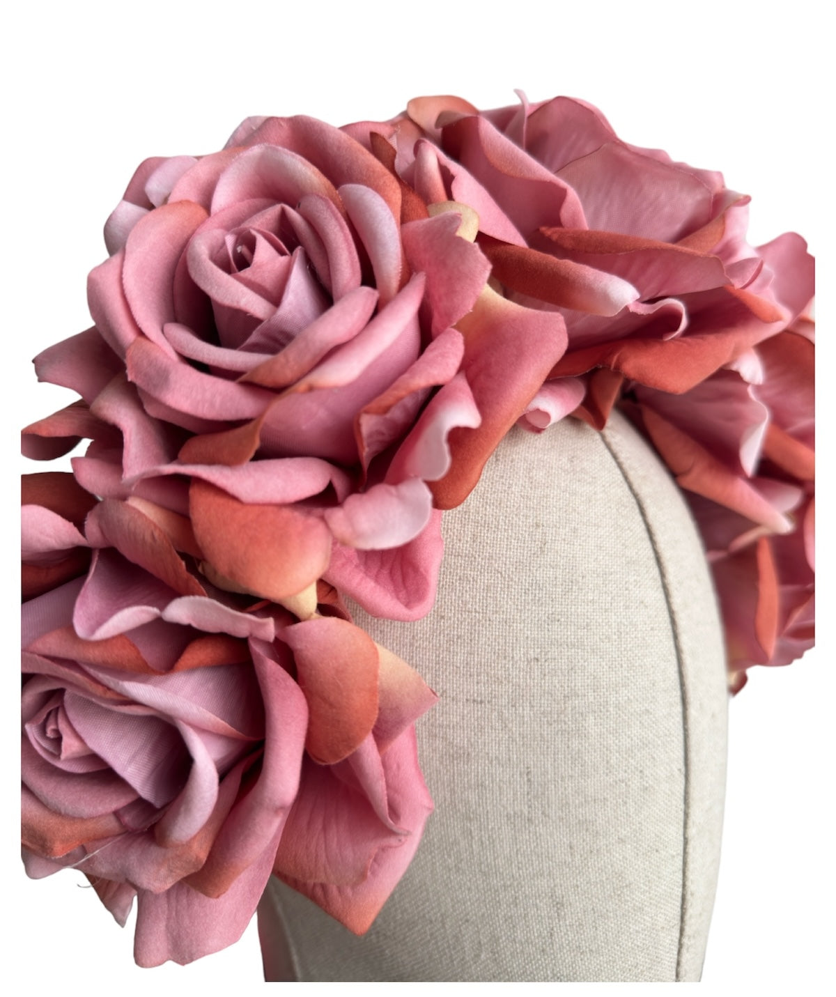 Тиара с тъмно розови рози ROSES VII