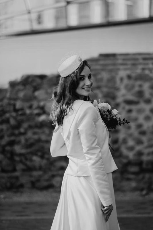 Сватбена шапка “Pillbox hat”