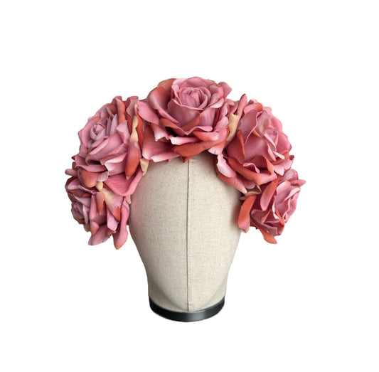Тиара с тъмно розови рози ROSES VII