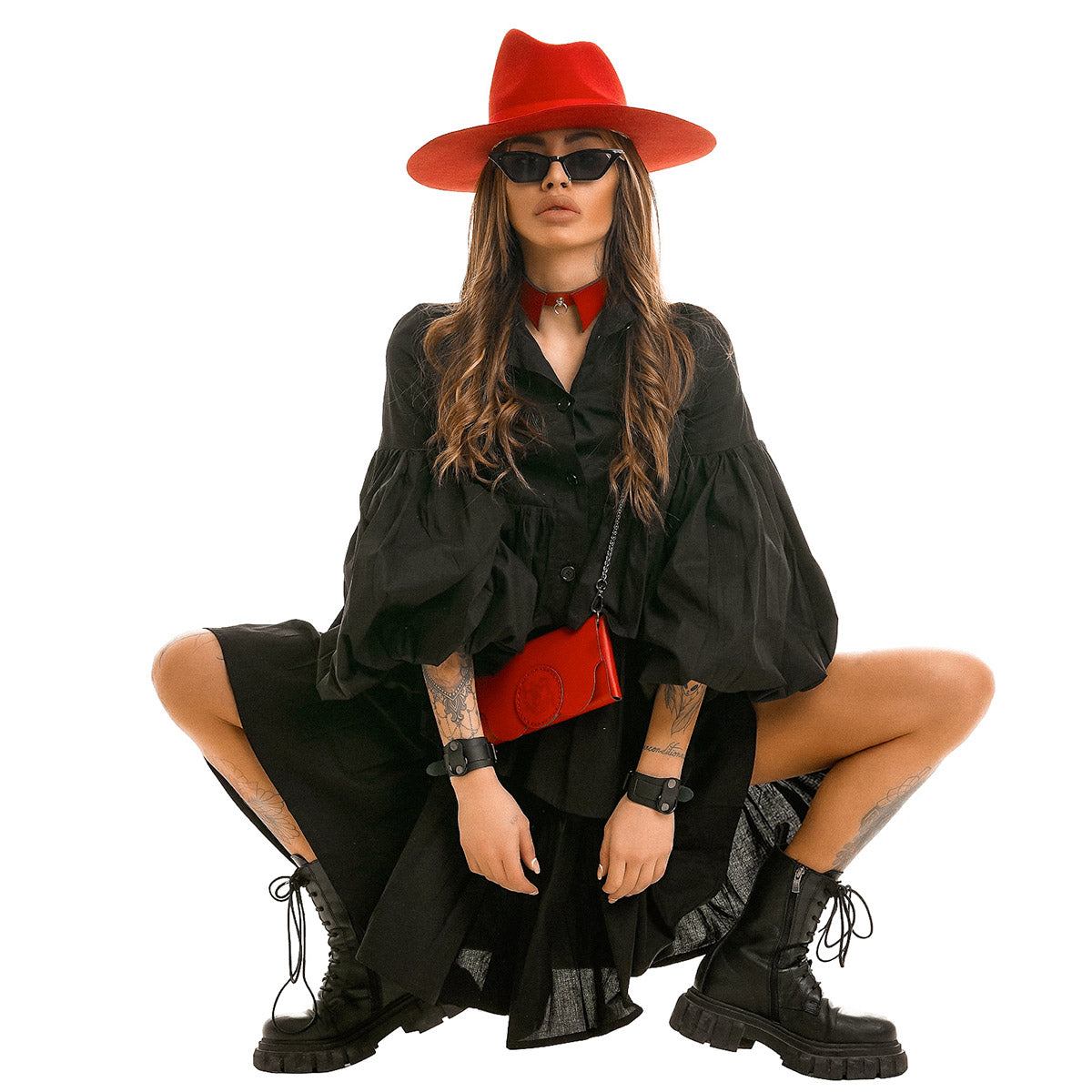 High-class classic hat in red THE RED SCARLET