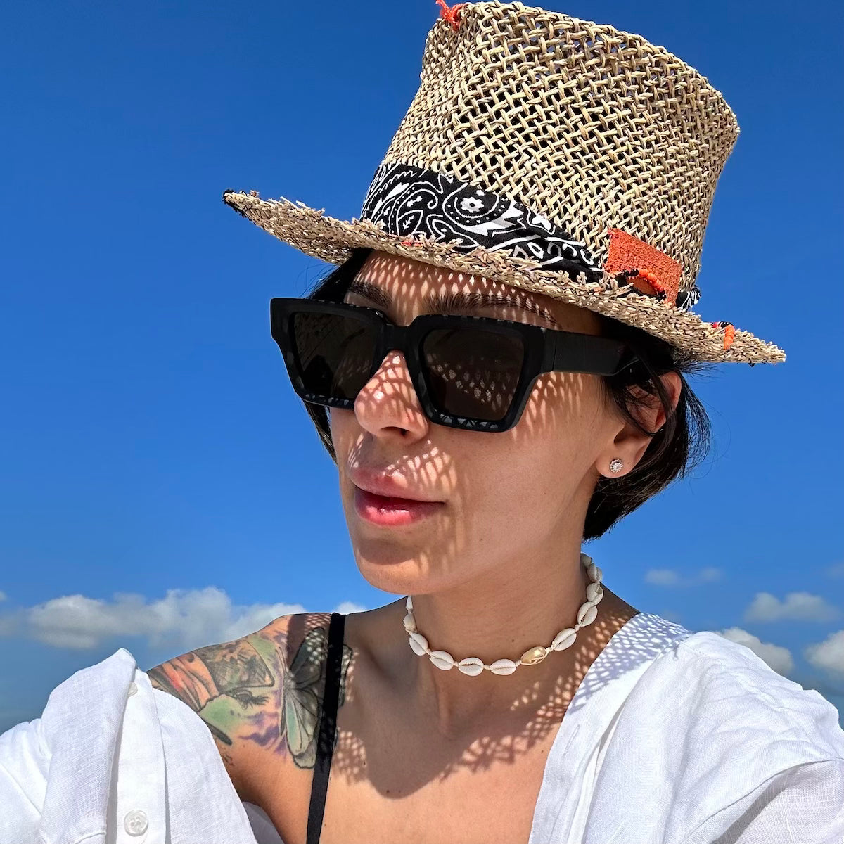 Плажна шапка INDIRA