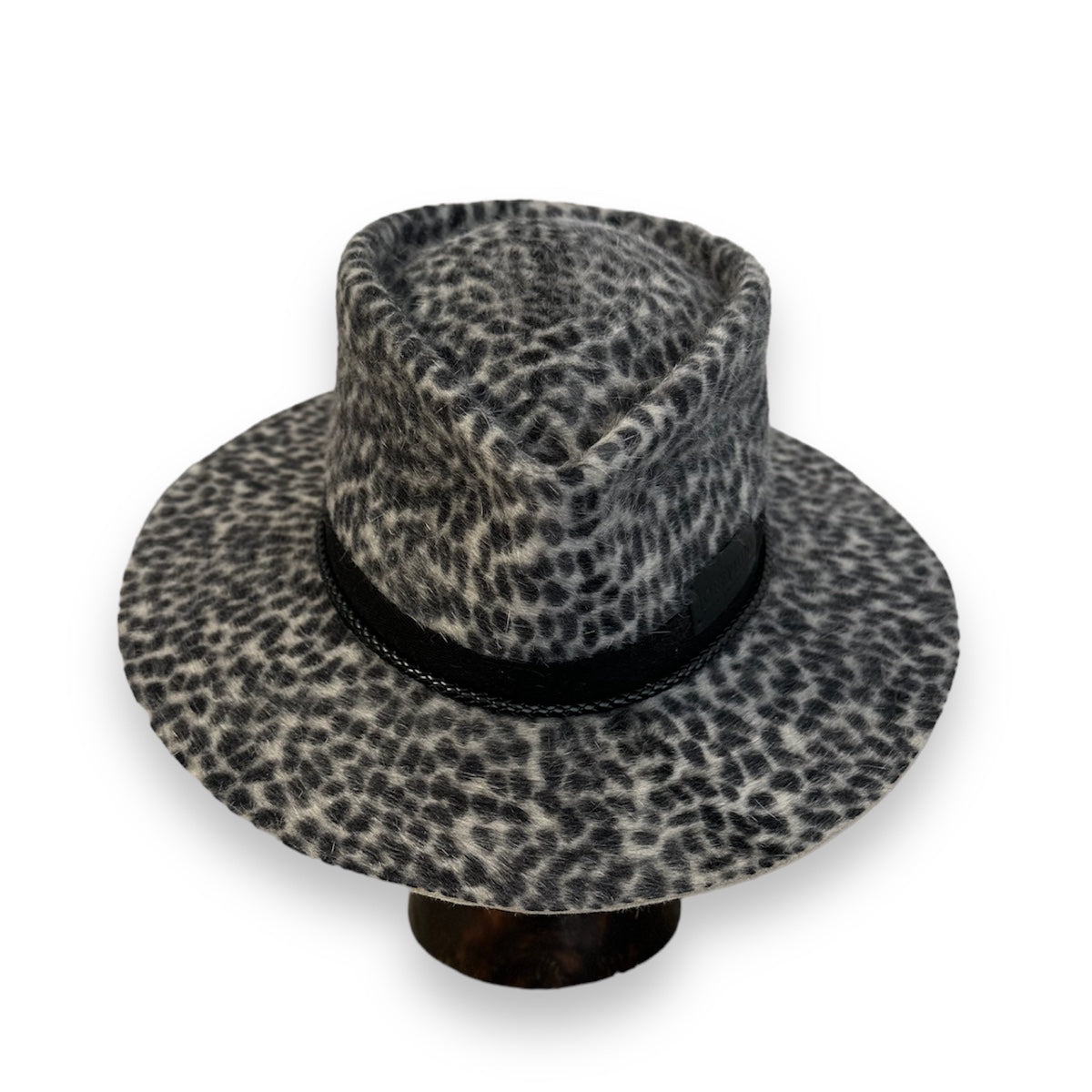 Шапка SIBIRIAN LEOPARD с леопардов десен