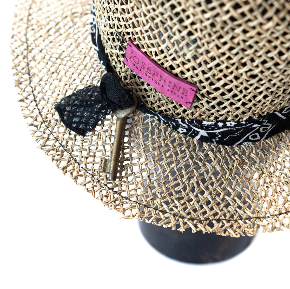 Плажна шапка пънк стил от JAZZY