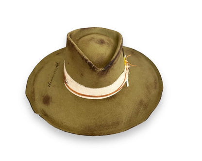 Мъжка шапка "INDIAN STOR"