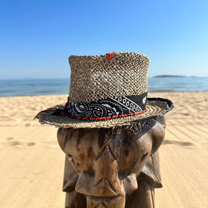 Плажна шапка INDIRA