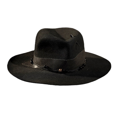 Always up-to-date classic hat BLACK SHADOW