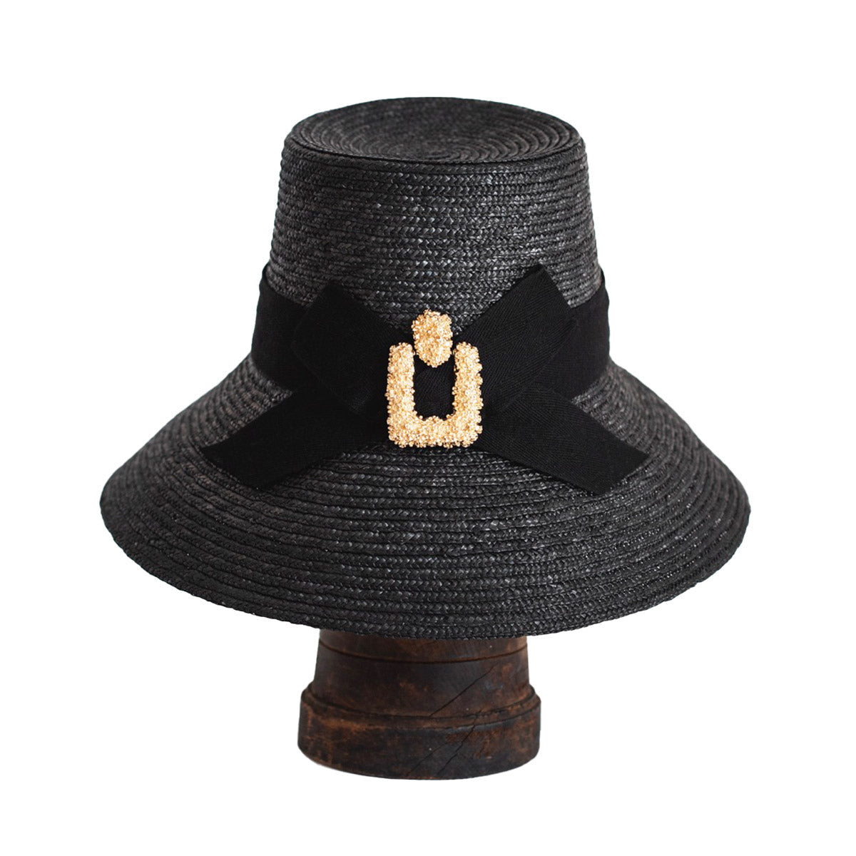 Sophisticated black straw hat CARRY