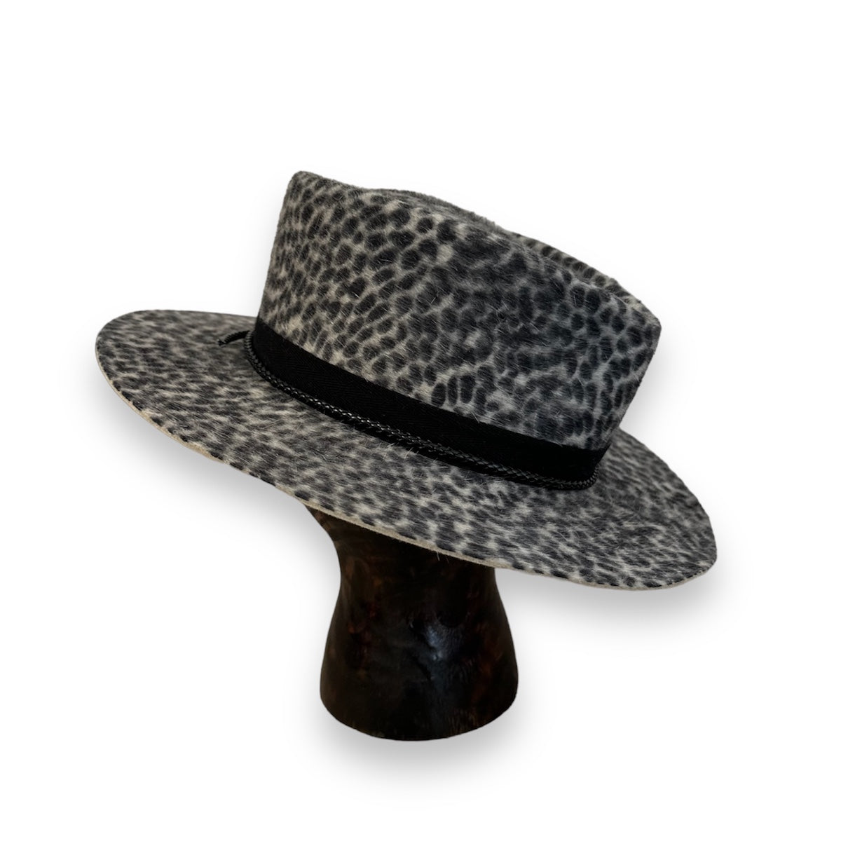 SIBERIAN LEOPARD hat